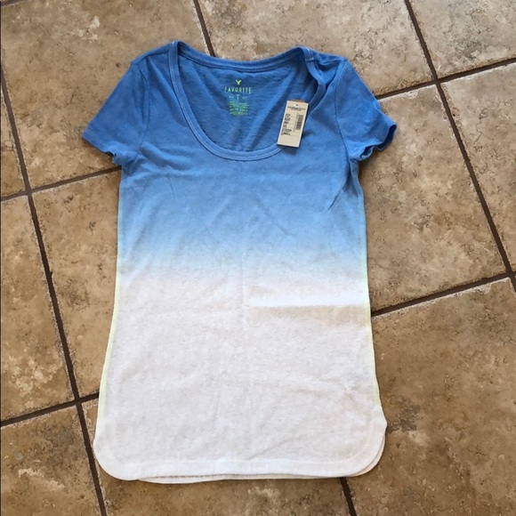 American Eagle Outfitters Tops - American Eagle t shirt